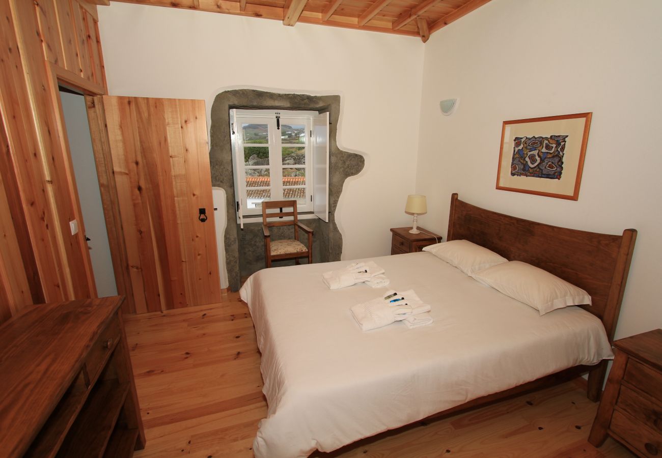 Casa rural em Cinco Ribeiras - Casa Branca do Império Casa rural em Cinco Ribeiras - Casa Branca do Império
