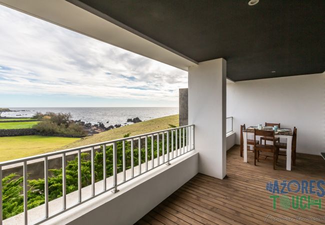 Apartamento em São Mateus da Calheta - Quinta do Mar - Watch The Sun Rise Over The Ocean Apartamento em São Mateus da Calheta - Quinta do Mar - Watch The Sun Rise Over The Ocean