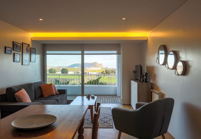 Apartamento em São Mateus da Calheta - Quinta do Mar - Watch The Sun Rise Over The Ocean Apartamento em São Mateus da Calheta - Quinta do Mar - Watch The Sun Rise Over The Ocean