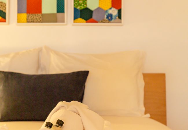 Apartamento em São Mateus da Calheta - Quinta do Mar - Watch The Sun Rise Over The Ocean Apartamento em São Mateus da Calheta - Quinta do Mar - Watch The Sun Rise Over The Ocean