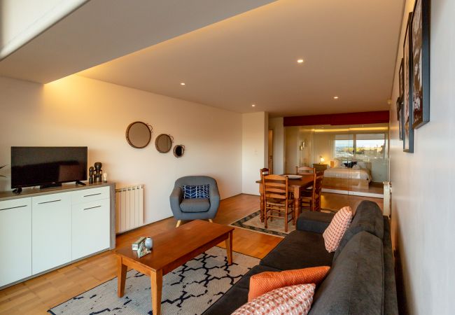 Apartamento em São Mateus da Calheta - Quinta do Mar - Watch The Sun Rise Over The Ocean Apartamento em São Mateus da Calheta - Quinta do Mar - Watch The Sun Rise Over The Ocean