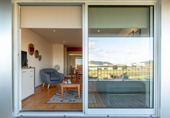 Apartamento em São Mateus da Calheta - Quinta do Mar - Watch The Sun Rise Over The Ocean Apartamento em São Mateus da Calheta - Quinta do Mar - Watch The Sun Rise Over The Ocean