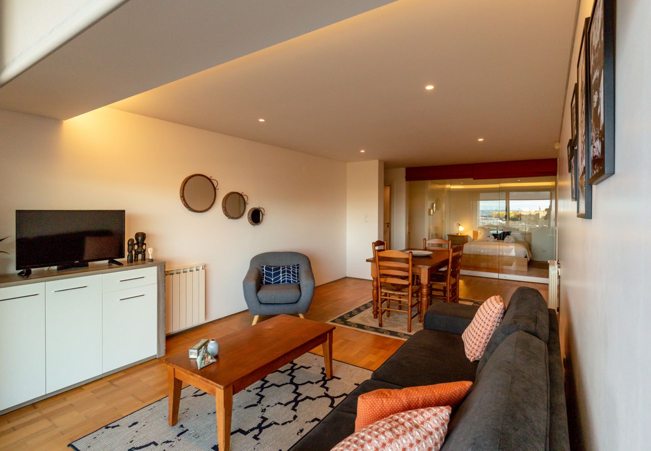 Apartamento em São Mateus da Calheta - Quinta do Mar - Watch The Sun Rise Over The Ocean Apartamento em São Mateus da Calheta - Quinta do Mar - Watch The Sun Rise Over The Ocean