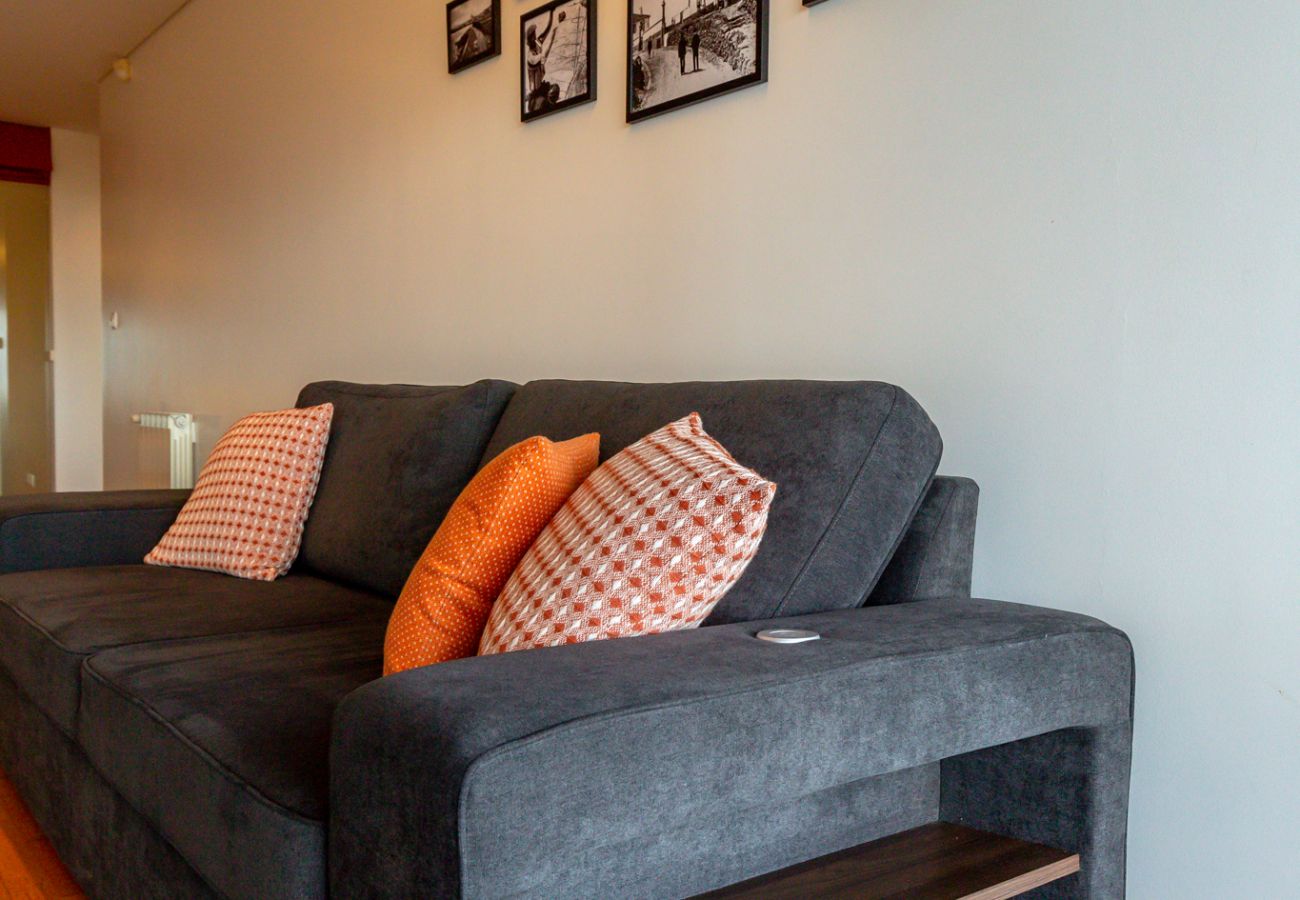 Apartamento em São Mateus da Calheta - Quinta do Mar - Watch The Sun Rise Over The Ocean Apartamento em São Mateus da Calheta - Quinta do Mar - Watch The Sun Rise Over The Ocean