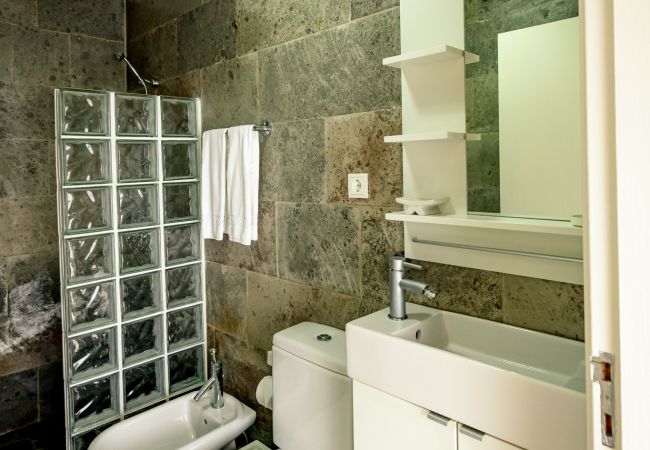 Casa em São Mateus da Calheta - Casa dos Calços (Casa + Anexos) Casa em São Mateus da Calheta - Casa dos Calços (Casa + Anexos)