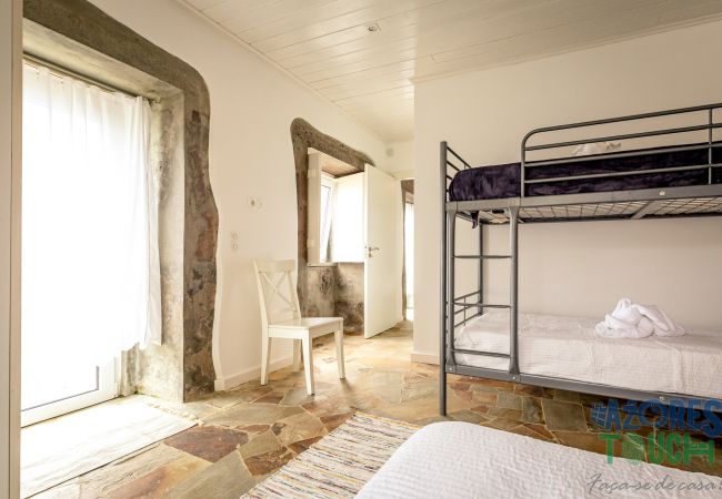 Casa em São Mateus da Calheta - Casa dos Calços (Casa + Anexos) Casa em São Mateus da Calheta - Casa dos Calços (Casa + Anexos)