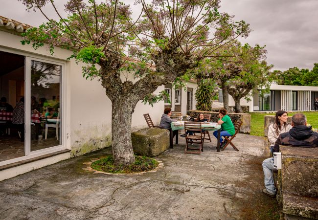 Casa em São Mateus da Calheta - Casa dos Calços (Casa + Anexos) Casa em São Mateus da Calheta - Casa dos Calços (Casa + Anexos)