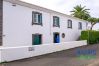 Rent by room in Lajes - Hospedaria Casa D'Avó Quarto 4 - Twin