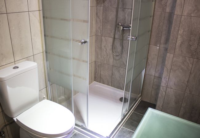 Rent by room in Santa Cruz da Graciosa - Casa Lagar de Pedra - Quarto Twin 2 Rent by room in Santa Cruz da Graciosa - Casa Lagar de Pedra - Quarto Twin 2