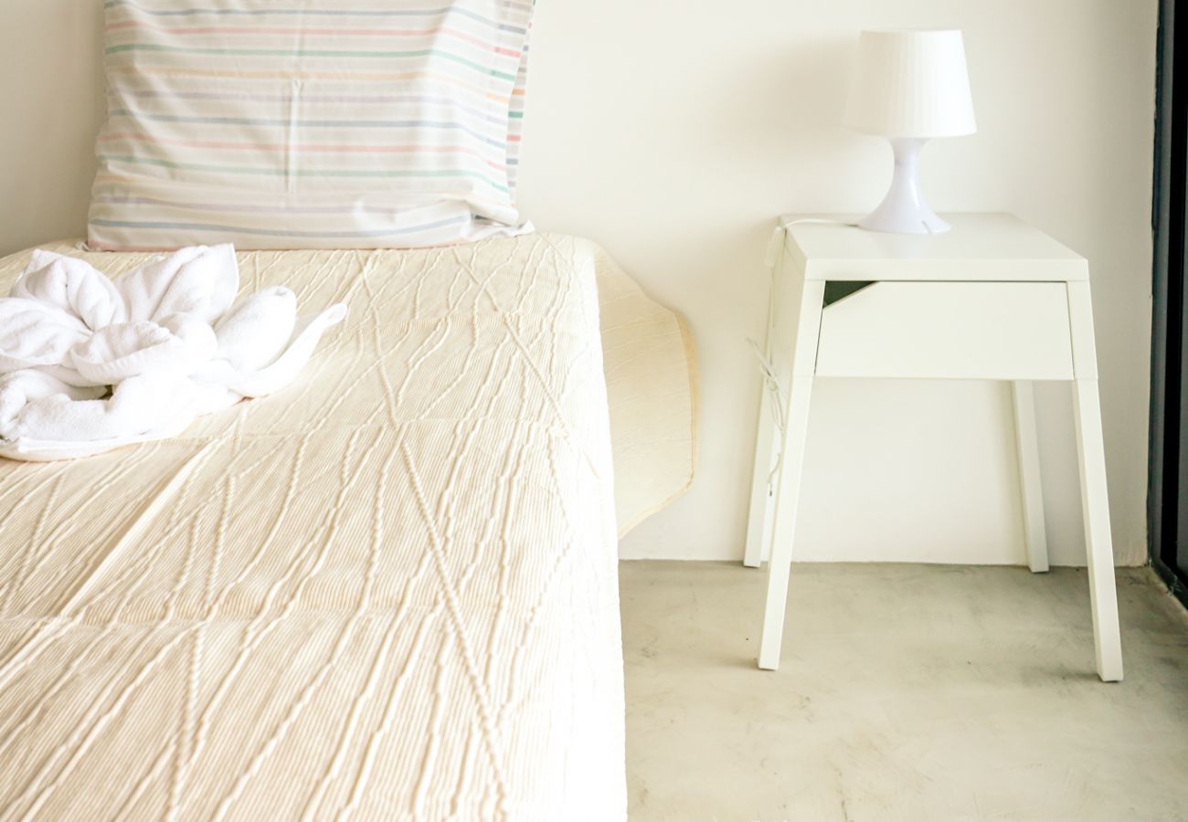 Rent by room in São Mateus da Calheta - Casa dos Calços - Anexo 1 Rent by room in São Mateus da Calheta - Casa dos Calços - Anexo 1